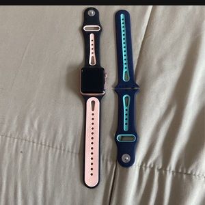 Apple Watch series 3 pink with 2 bands and charger